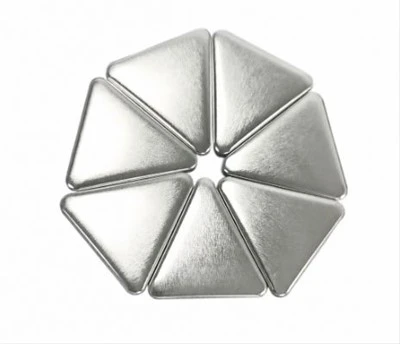 Contraportada Triangle